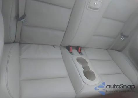 2012 Volkswagen Eos Executive z USA, uszkodzony, nr VIN WVWFW7AH0CV009066